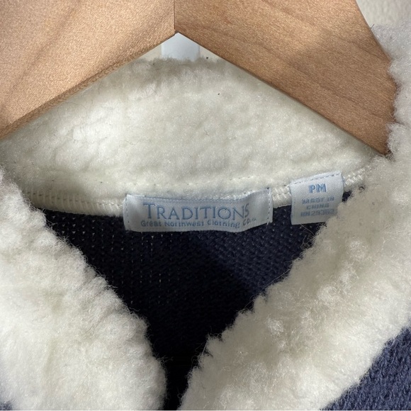 Christmas Sweater Embroidered sequins Faux Fur Trim Holiday Santa Reindeer MP - Picture 6 of 6